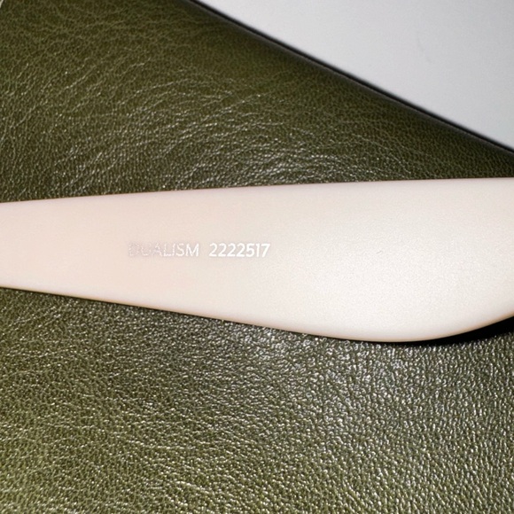 Aire X Revolve Dualism Matte Mask & Hazel Tint Sunglasses - Picture 5 of 9